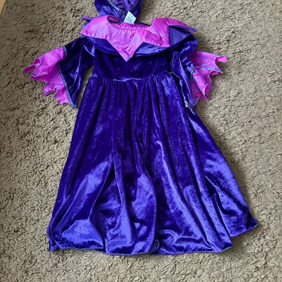 Disney Store Maleficent Costume W/ Head Piece Purple Sz 4 Kids Halloween Villain - Picture 6 of 7
